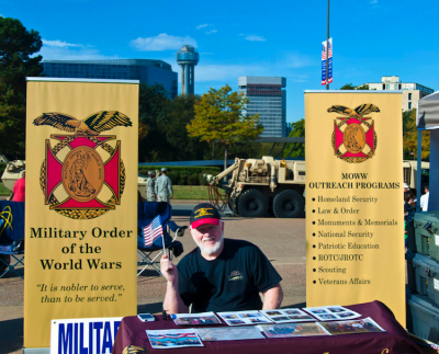 LTC Ken Boatman Volunteers to man the MOWW Booth at the Dallas Veterans Day Parade November 11, 2016